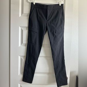 Athleta Wander Utility cargo pants